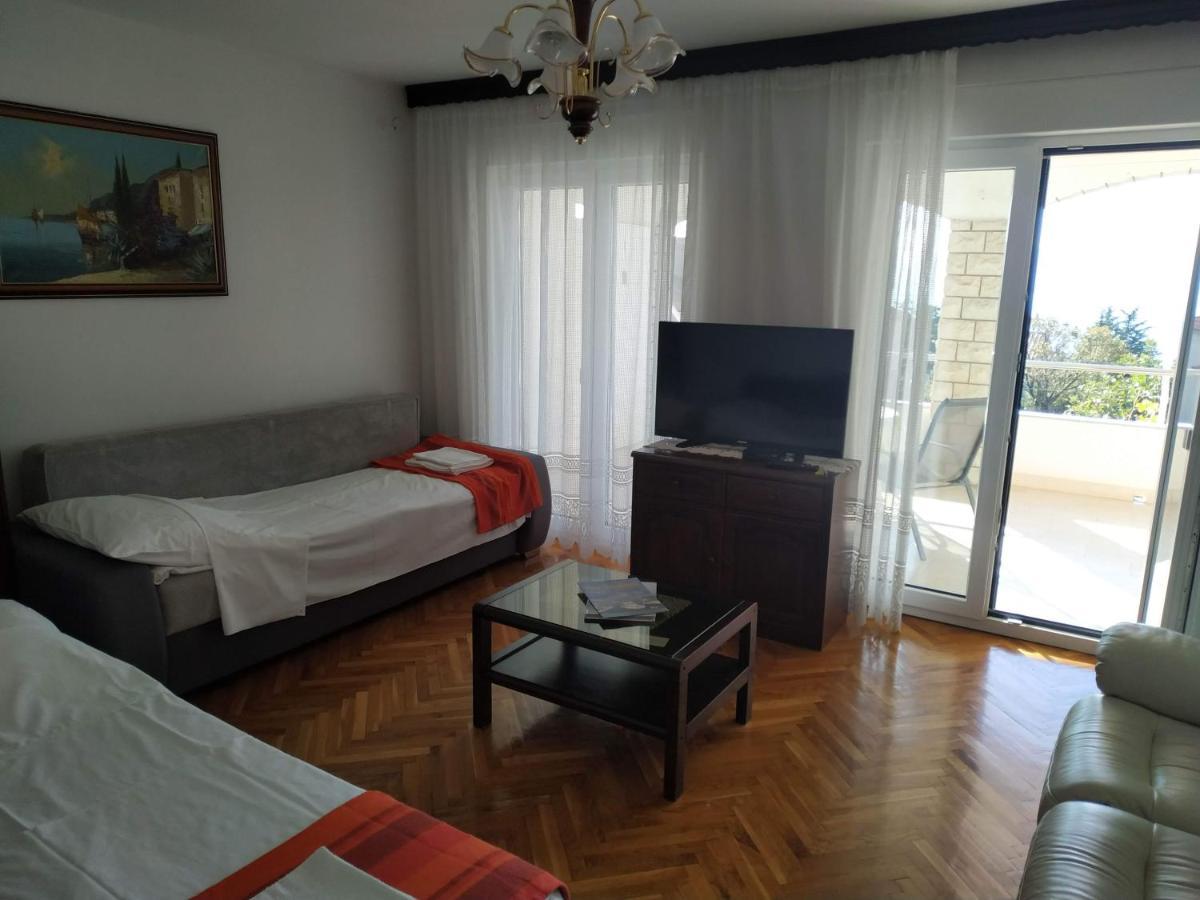 Marino Apartamento Novi Vinodolski